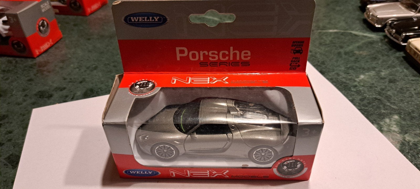 porsche 918 spyder 1:36, Ophalen of Verzenden, Auto, Overige merken