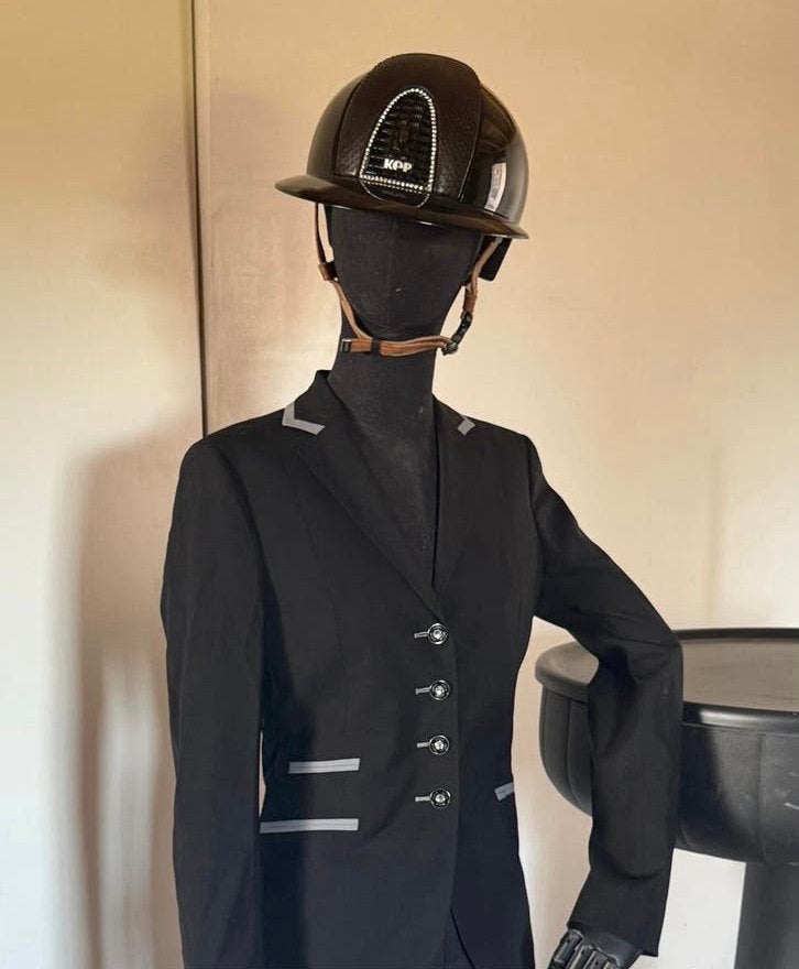 Zwart Juuls wedstrijdjasje, Dieren en Toebehoren, Paardrijkleding, Dressuur, Overige merken, Nieuw, Ophalen of Verzenden