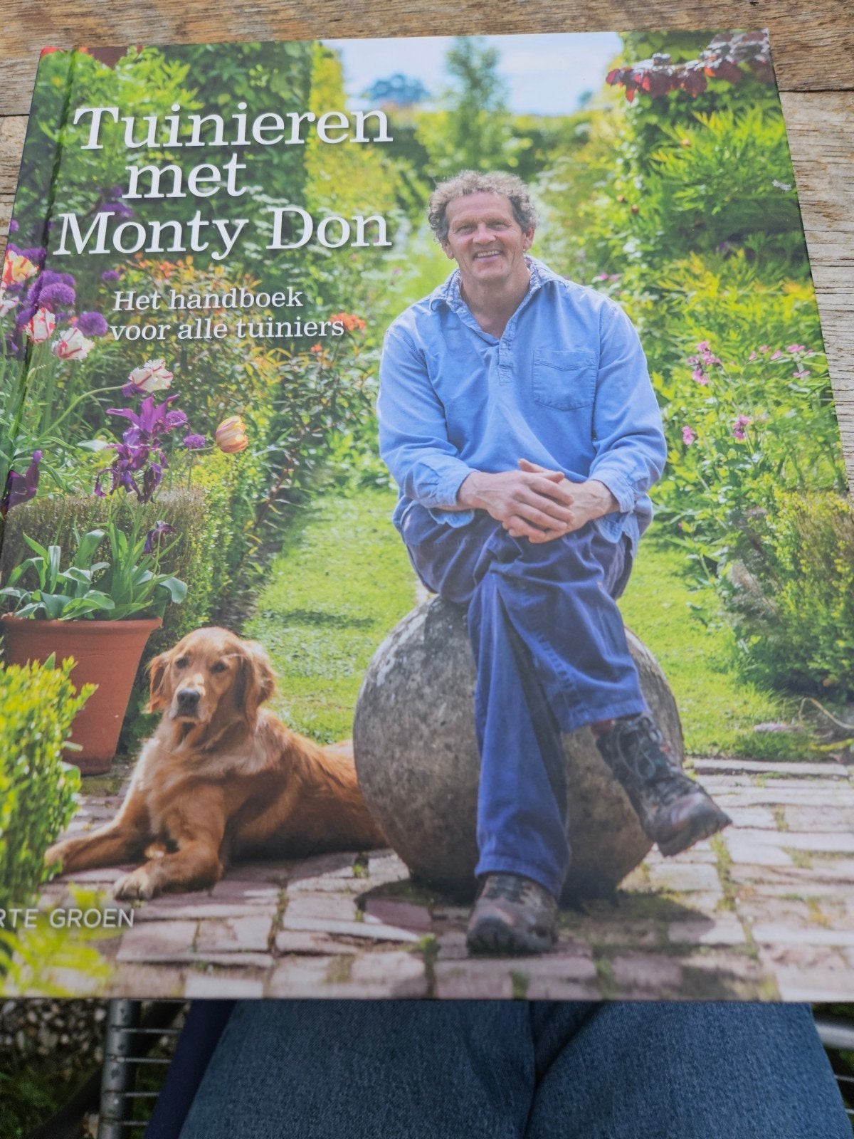 Tuinieren met Monty Don: Het handboek voor alle tuiniers, Boeken, Wonen en Tuinieren, Ophalen of Verzenden, Zo goed als nieuw