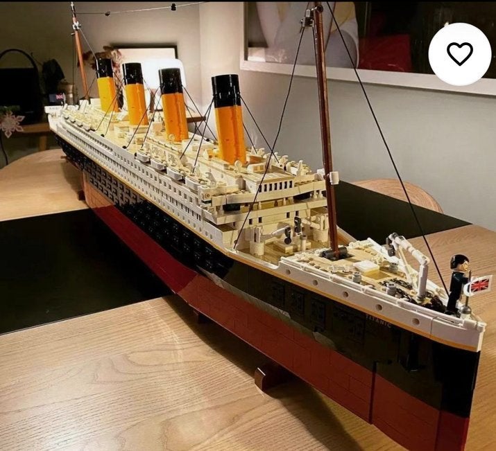 Lego titanic namaak