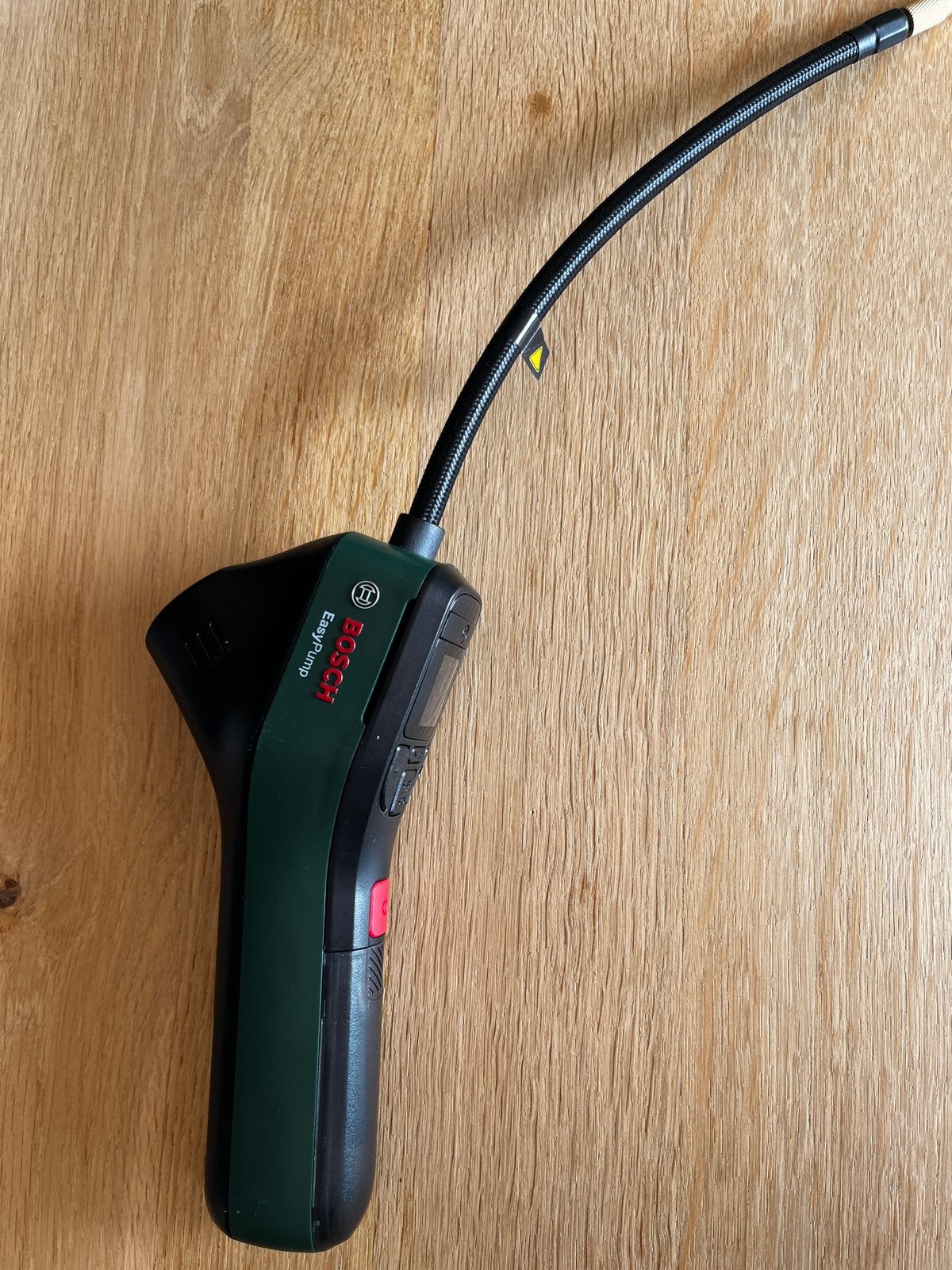 Bosch EasyPump Accu Compressor - Draagbare Luchtpomp, Ophalen of Verzenden, Drukmeter, Zo goed als nieuw