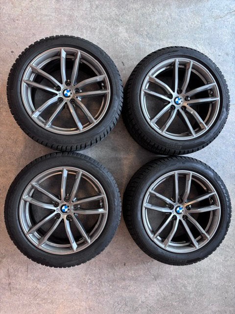 BMW breedset winterbanden 5-serie G30/31 type 662M 18 inch, Ophalen, 18 inch, Banden en Velgen, Winterbanden