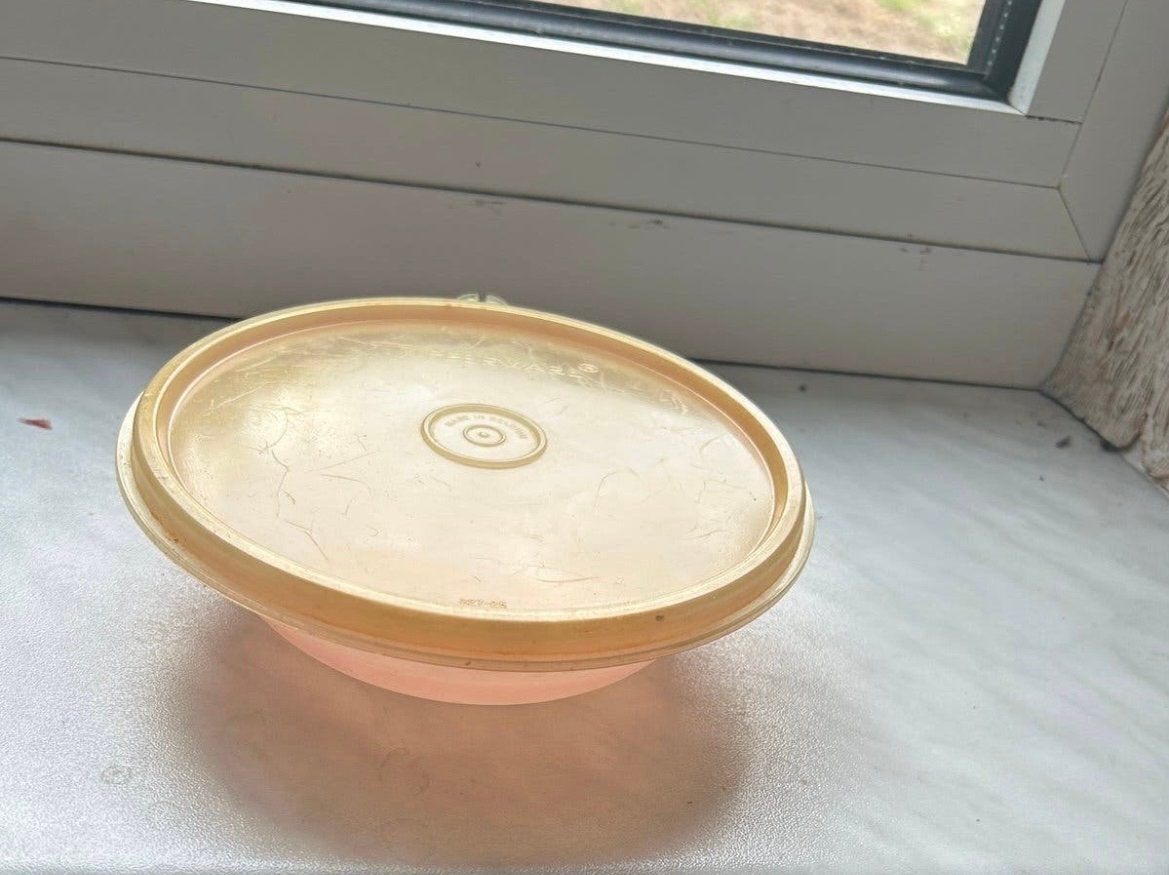 Tupperware schaal met deksel, Gebruikt, Schaal, Oranje, Ophalen of Verzenden