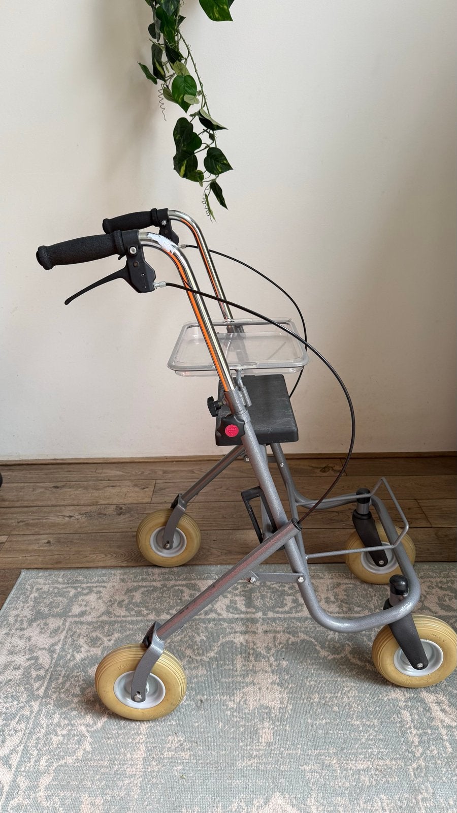 Rollator, Ophalen, Opvouwbaar, Zo goed als nieuw