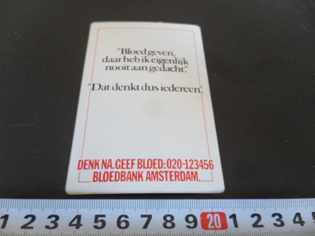 sticker Bloedbank Amsterdam Bloed geven daar heb ik eigenlij, Ophalen, Zo goed als nieuw