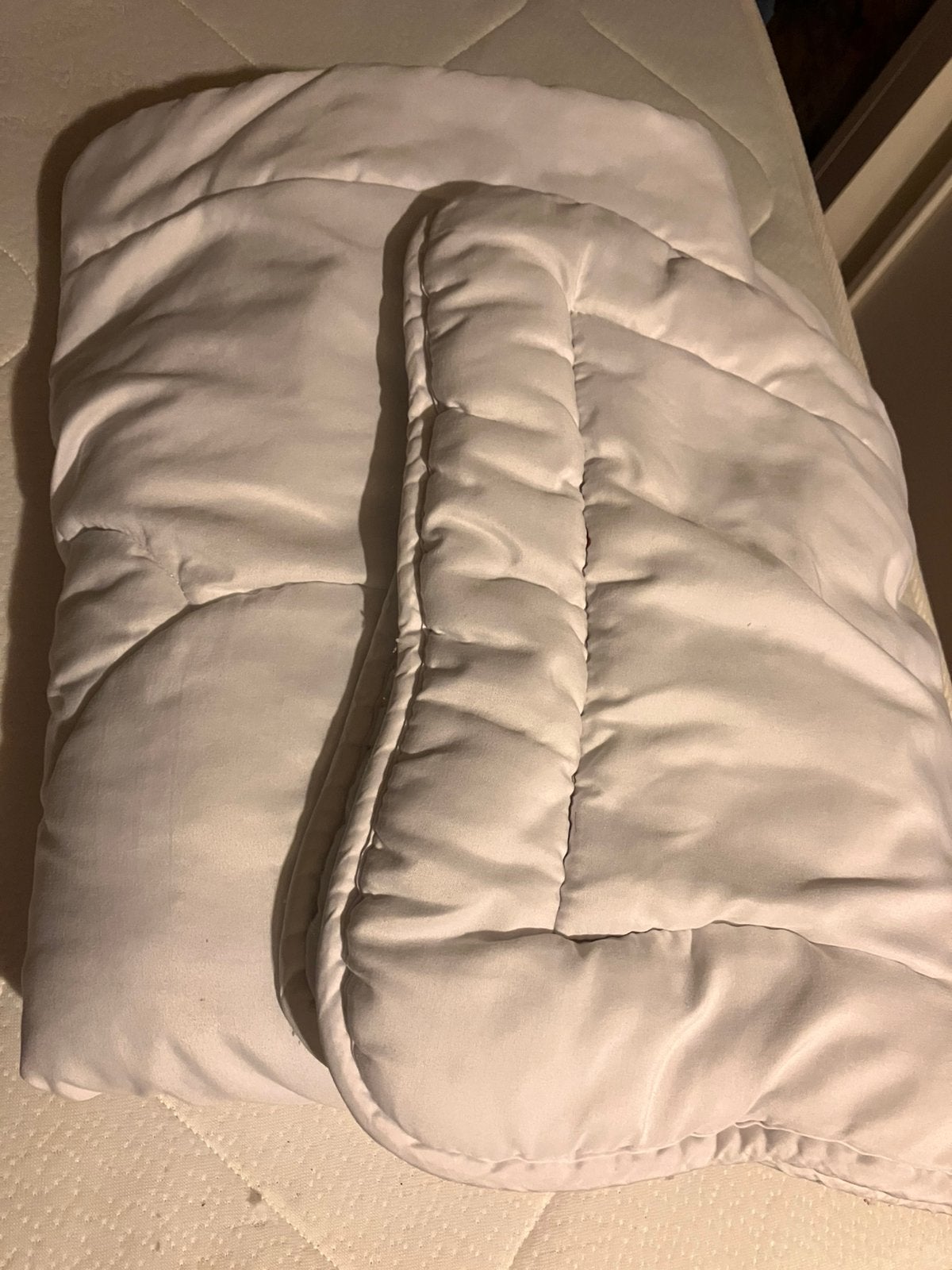 Dekbed en kussen voor een peuterbed, Overige maten, Wit, Ophalen of Verzenden, Zo goed als nieuw