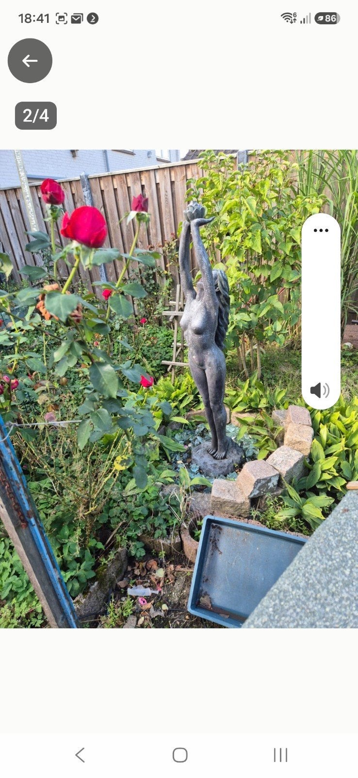 waterornament. naakte staande vrouw, Ophalen, Beton, Waterornament