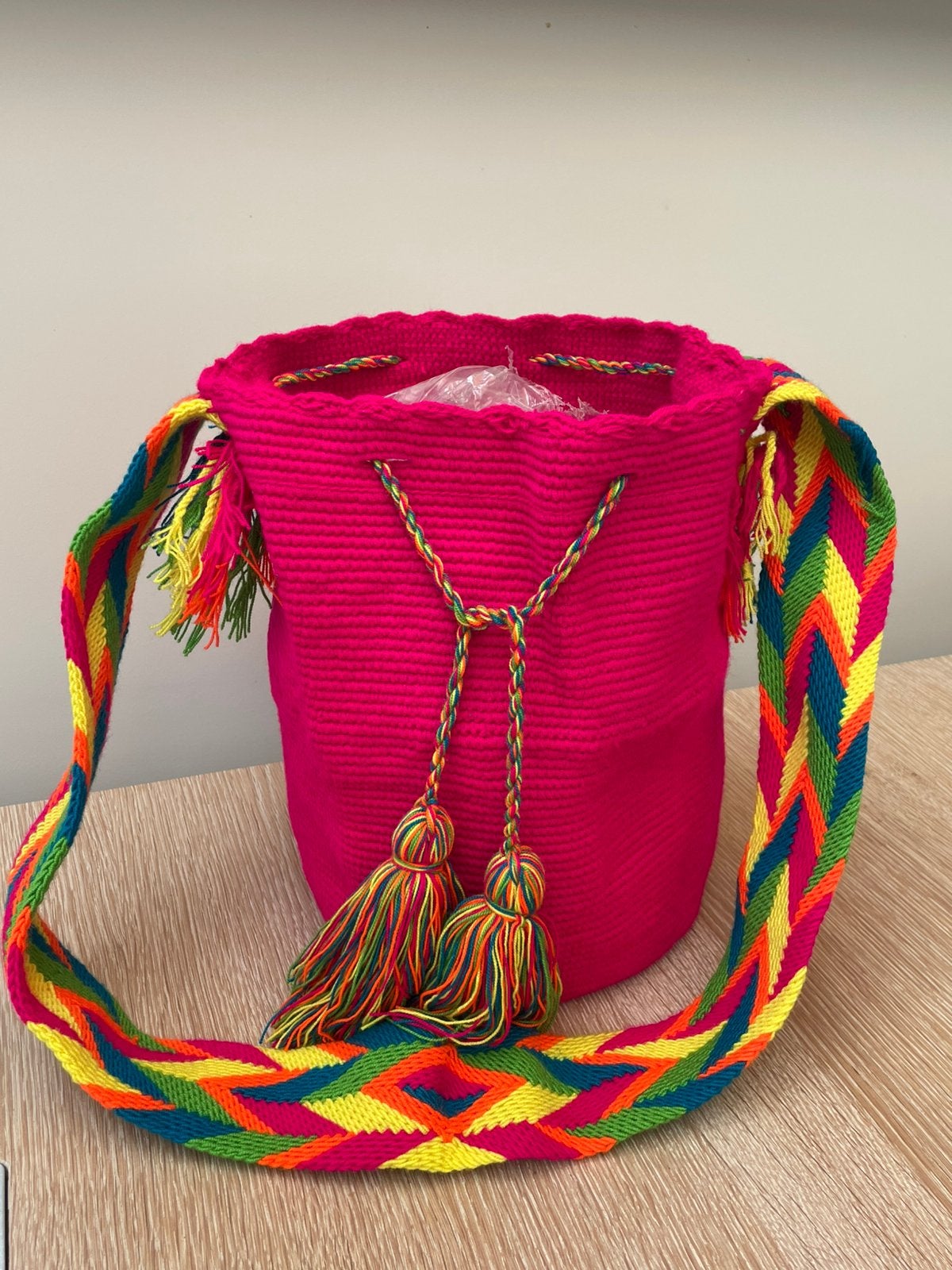 Nieuw: Wayuu Mochila Tas - Handgemaakt in Colombia, Sieraden, Tassen en Uiterlijk, Ophalen of Verzenden, Nieuw, Roze