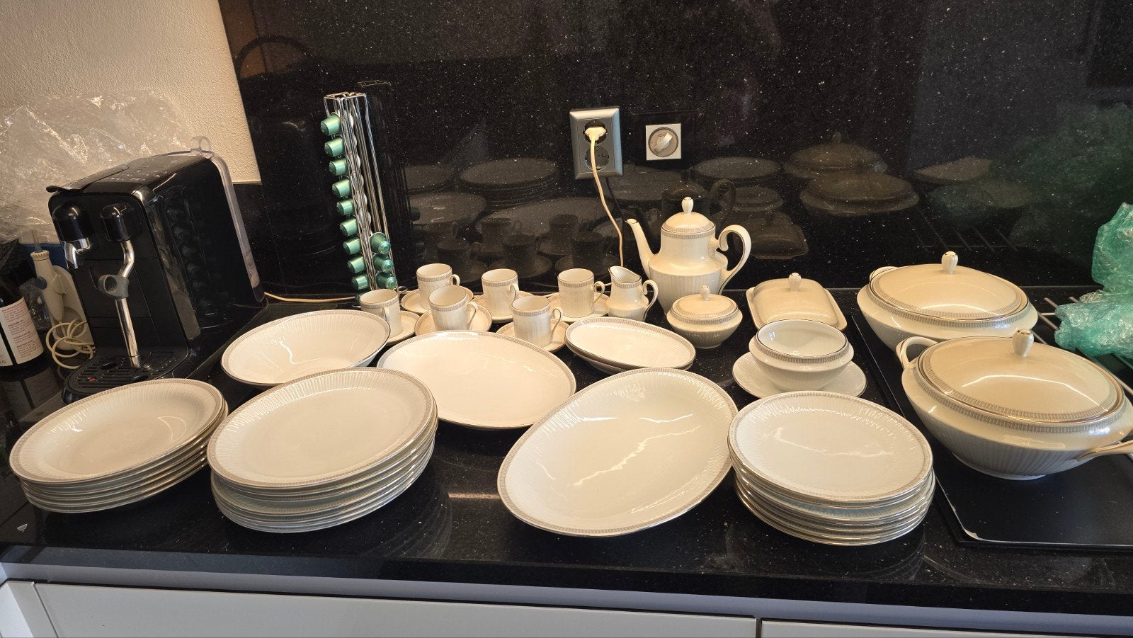 Servies van Rosenthal uit de "Classic Rose Collection" ( met, Huis en Inrichting, Ophalen, Overige merken, Klassiek, Zo goed als nieuw
