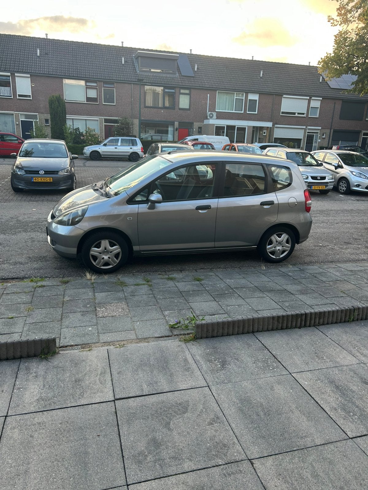 Honda Jazz 1.4 I 2004 Grijs, Voorwielaandrijving, 83 pk, 450 kg, 40 €/maand