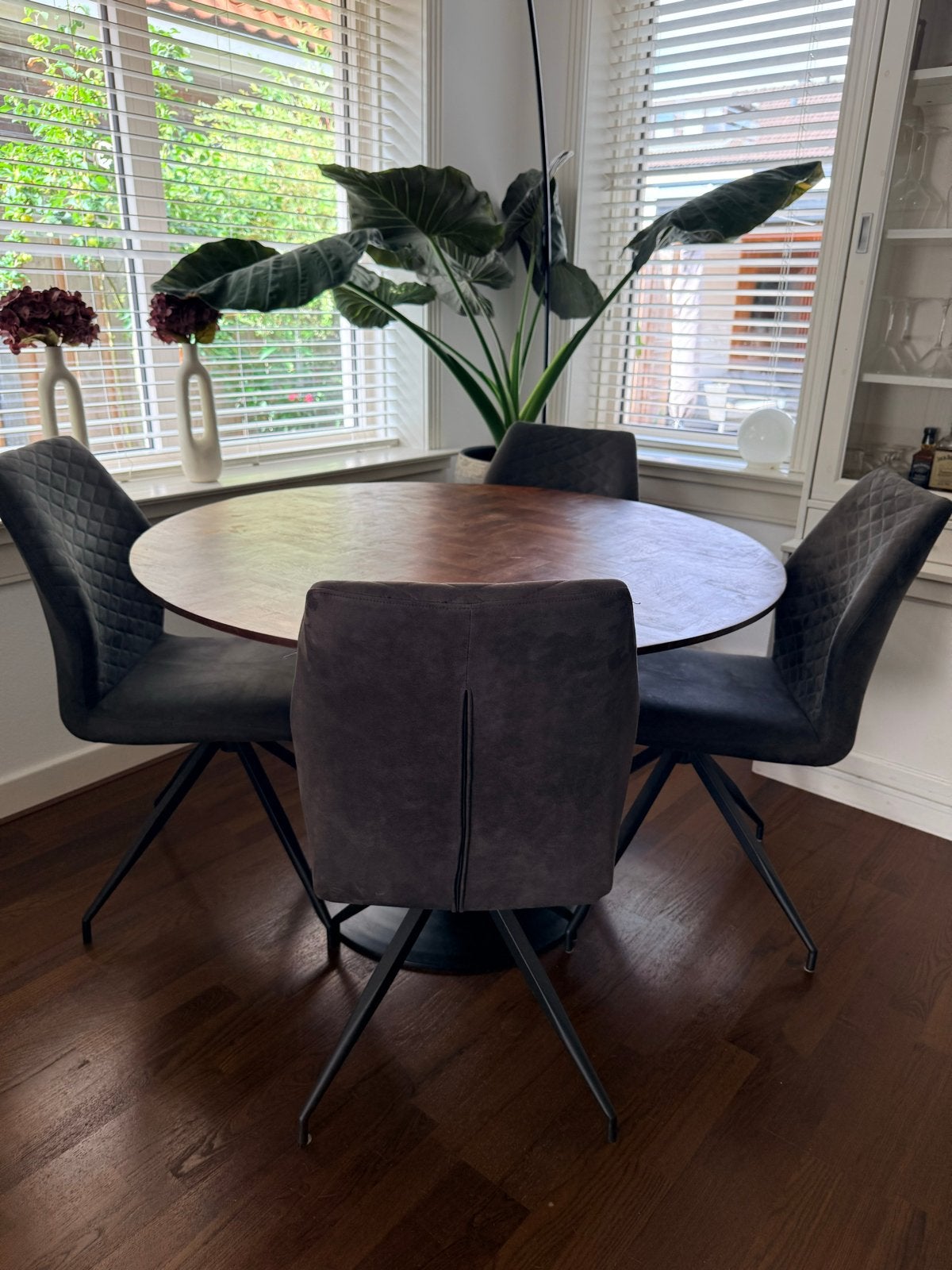 Elegante ronde eettafel 120cm met 4 comfortabele stoelen, Ophalen, Gebruikt, 100 tot 150 cm, Rond