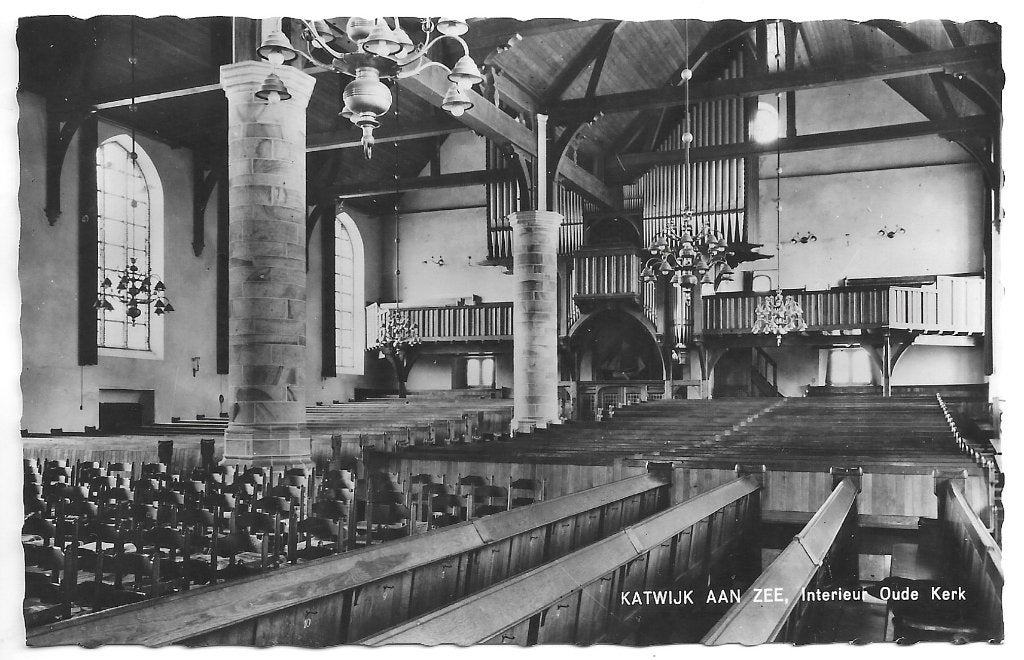 AK Katwijk aan Zee - Interieur Oude Kerk, Ophalen of Verzenden, 1940 tot 1960, Ongelopen, Zuid-Holland