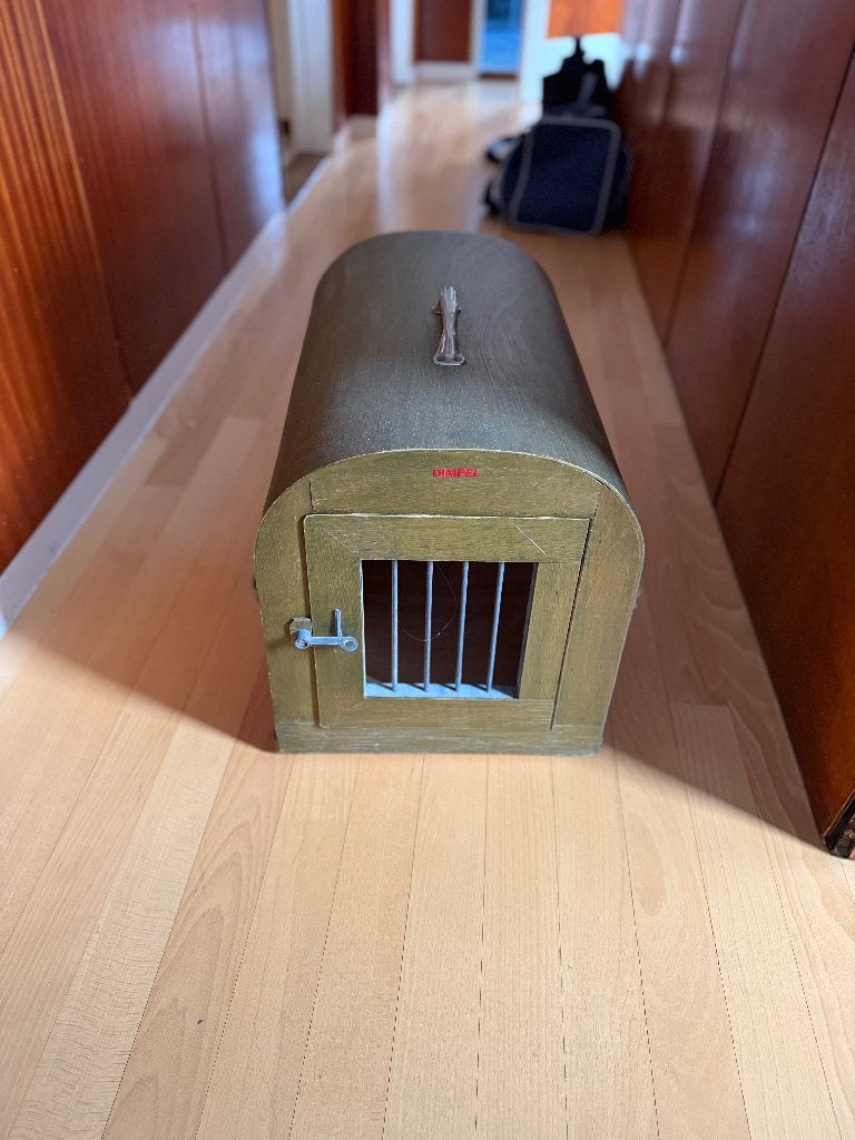 houten honden reisbench, Ophalen, Gebruikt