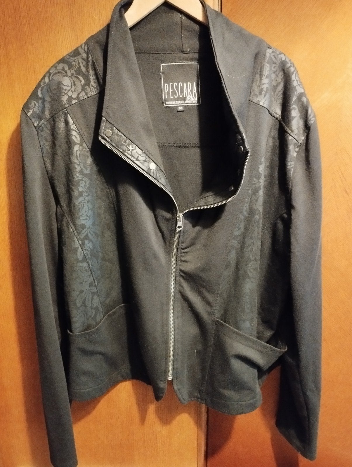leuk kort zwart jasje, maat 50, Ophalen of Verzenden, Zo goed als nieuw, Maat 46/48 (XL) of groter, Zwart
