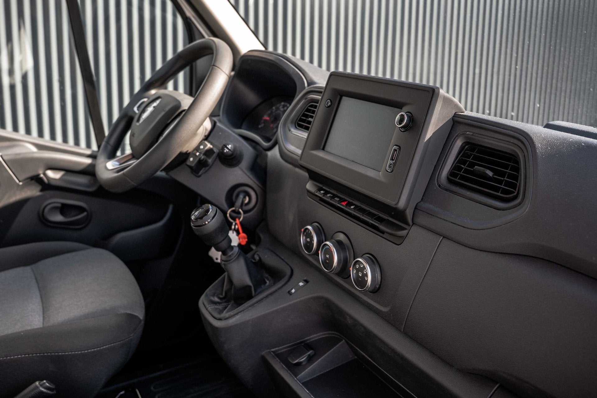 Renault Master 2.3dCi | Bakwagen met Laadklep | LED | Carpla, Auto's, Bestelauto's, 145 pk, Gebruikt, 4 cilinders, Renault