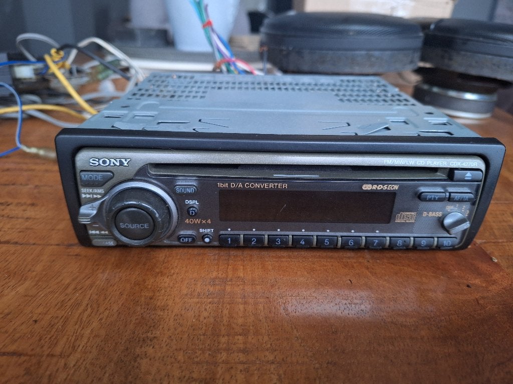 autoradio + boxen + versterker, Ophalen of Verzenden, Zo goed als nieuw