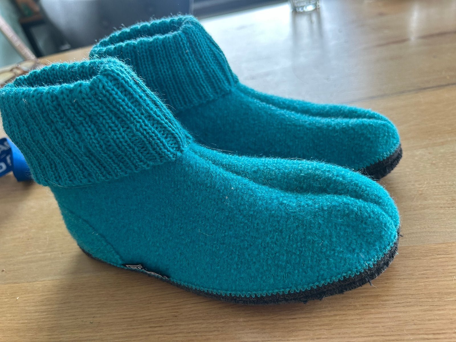 Bergstein wollen sloffen - Maat 35, Kleding | Dames, Ophalen of Verzenden, Gedragen, Overige kleuren, Pantoffels of Sloffen