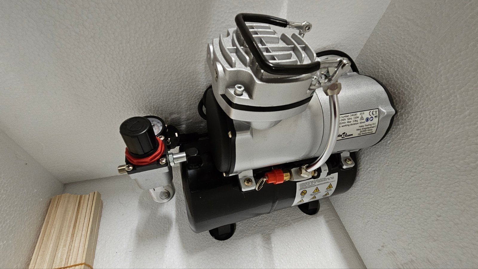 Airbrush Compressorset met 2 pistolen - Nieuw!, Ophalen of Verzenden, Nieuw