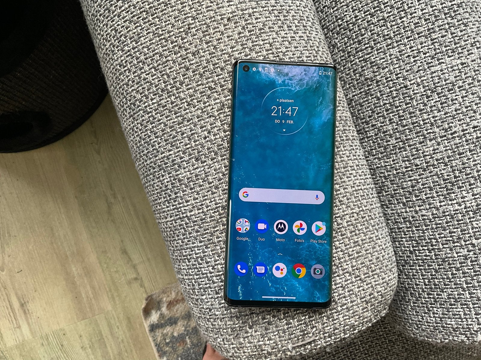 Motorola Edge in nieuwstaat met laadsnoer, Telecommunicatie, Mobiele telefoons | Motorola, Overige modellen, Zwart, Touchscreen