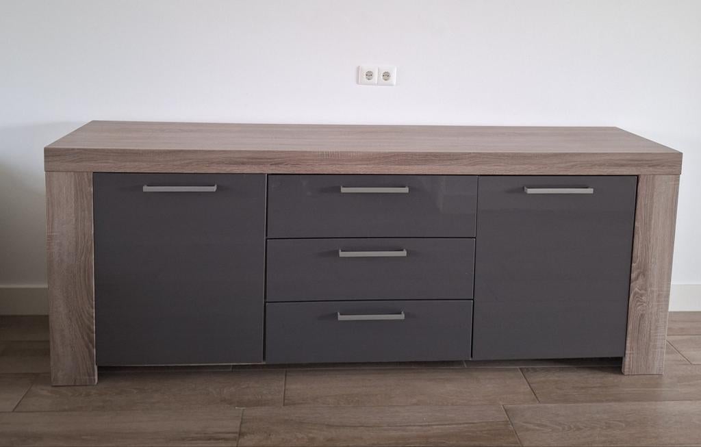 Modern dressoir met lades en deuren - Grijs/Houtlook, Huis en Inrichting, Kasten | Dressoirs, Ophalen, Gebruikt, Met deur(en)