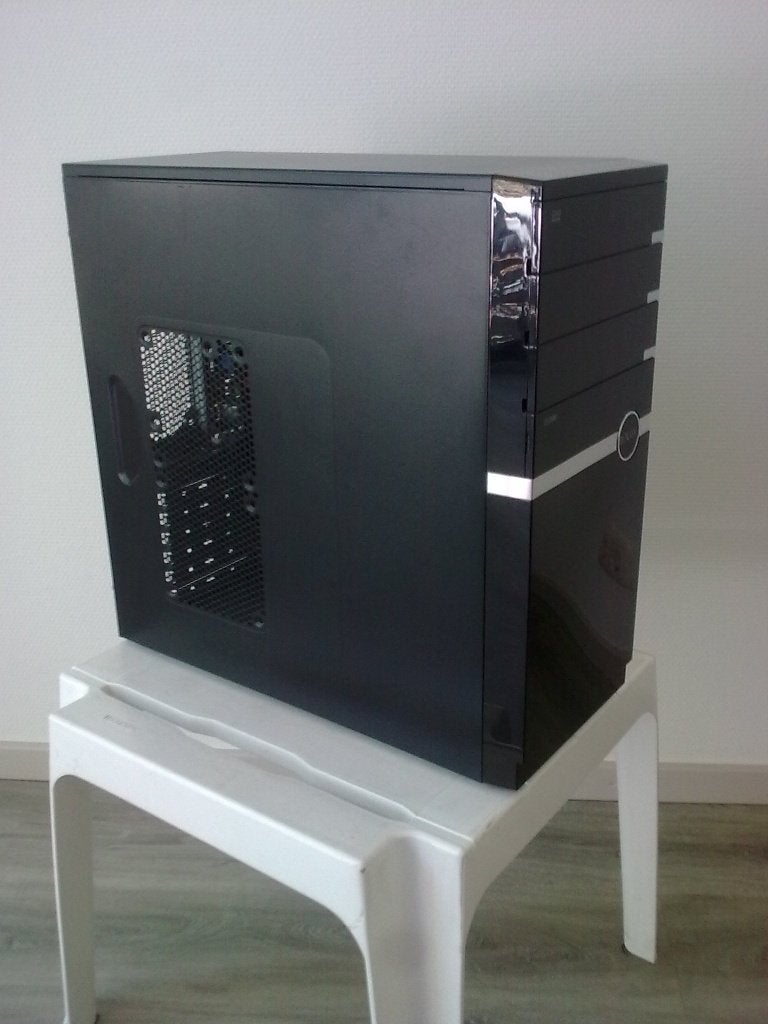 Computer met scherm toetsenbord en muis, Ophalen, Gebruikt