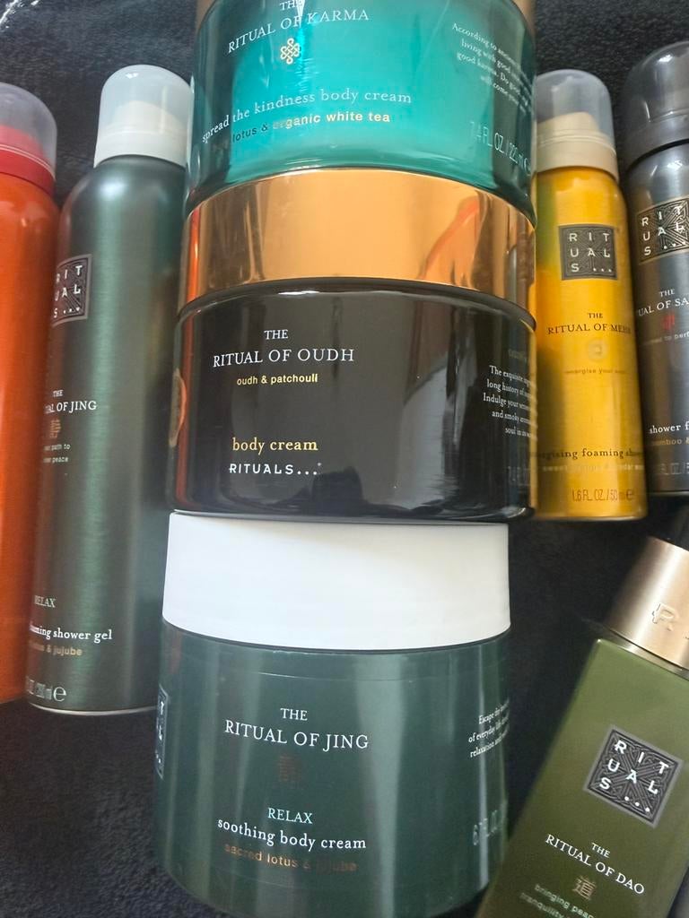 Rituals bodycremé en drink fles, Ophalen of Verzenden, Nieuw, Bodylotion, Crème of Olie