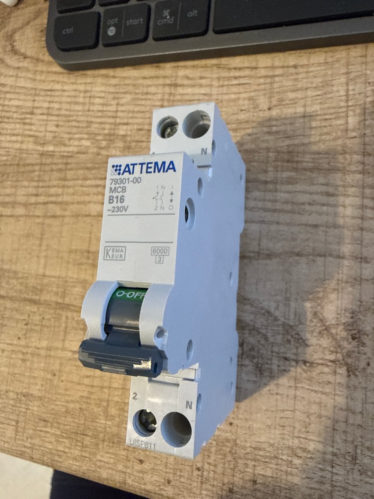 Attema Installatieautomaat 1P+N 16A, B-karakteristiek, Doe-het-zelf en Verbouw, Ophalen of Verzenden, Nieuw, Attema, Installatieautomaat