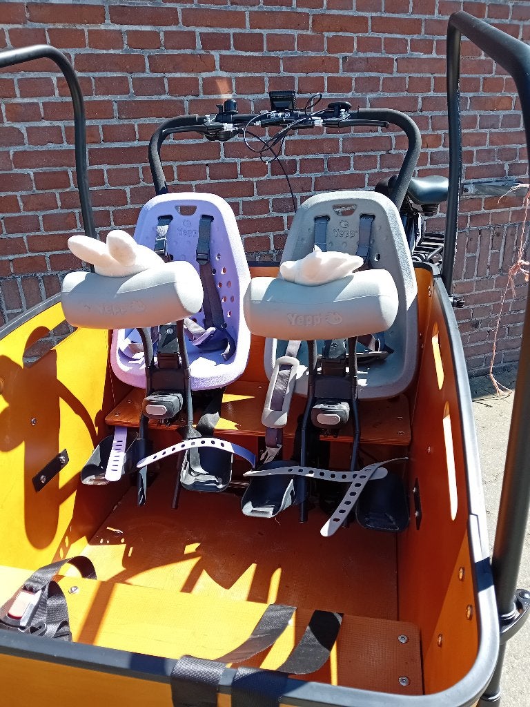Yepp mini lila met beugel voor bakfiets en slaaprol, Voetsteuntjes, Yepp, 0 t/m 18 kg, Voorzitje