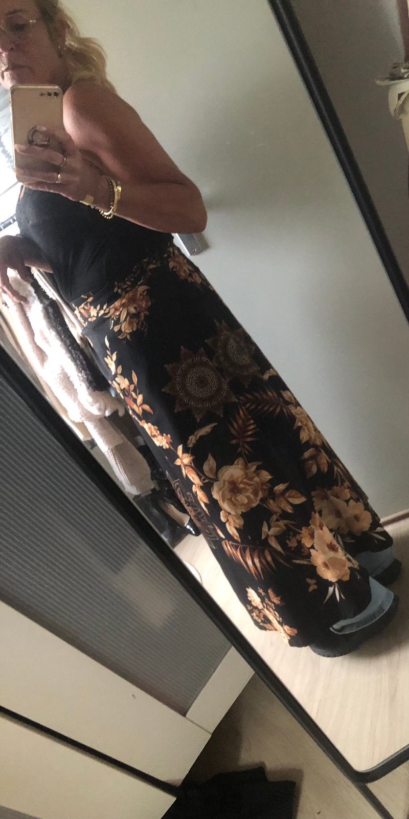 Zwarte wikkelrok met bloemenprint, Maat 38/40 (M), Zwart, Ophalen of Verzenden, Zo goed als nieuw