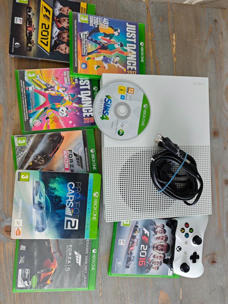 Xbox one S+ G920 Logitech racestuur, Ophalen, 500 GB, Xbox One S, Zo goed als nieuw