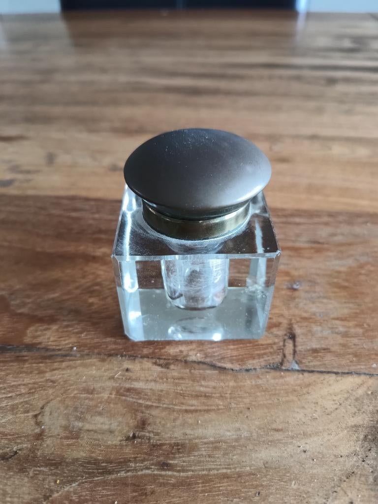 Glazen inktpot met geel koperdeksel, Ophalen of Verzenden
