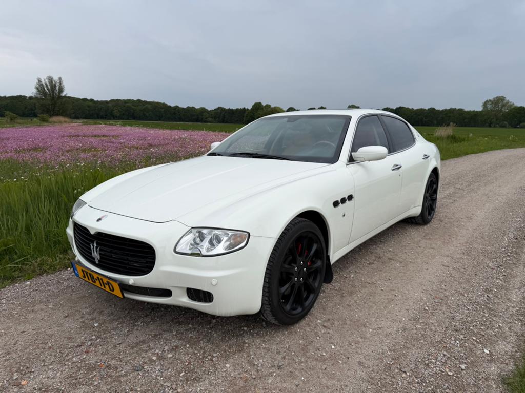 Maserati Quattroporte V8 2007 Volledig onderhouden Topstaat, Auto's, Automaat, 405 pk, Wit, Leder