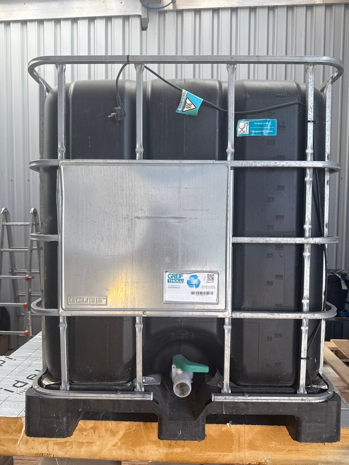 IBC 1000 liter vat - Zwart 2 stuks. prijs per stuk, Ophalen