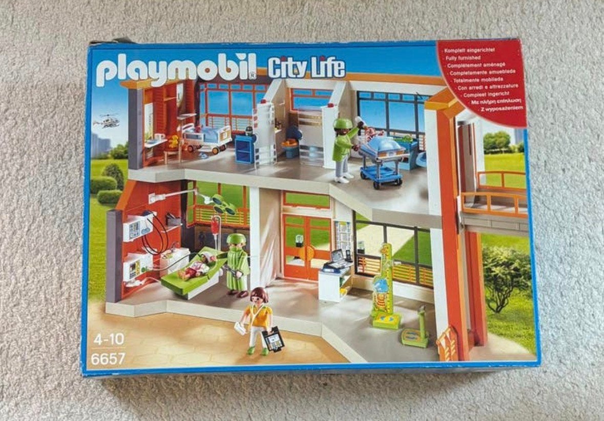 Playmobil kinderziekenhuis 6657, Kinderen en Baby's, Speelgoed | Playmobil, Ophalen of Verzenden, Zo goed als nieuw