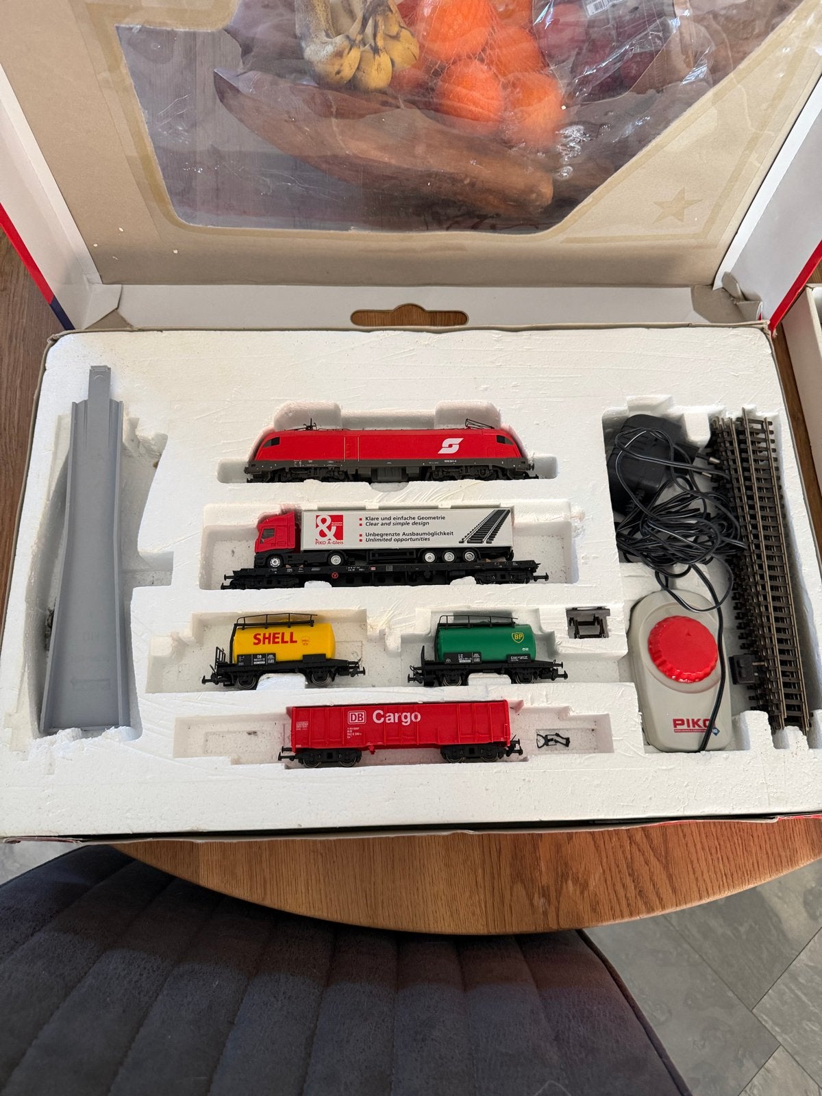 Piko H0 Startset met Locomotief, Wagons en Rails, Gelijkstroom, Gebruikt, Treinset, Piko