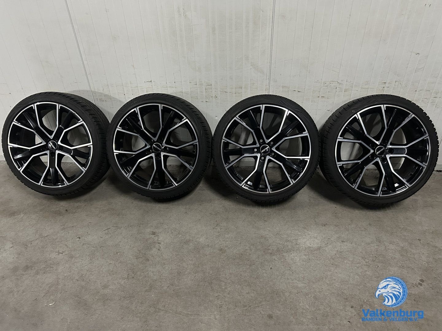 7-8mm!  Audi A3 VW Caddy Golf Leon 19 inch zwarte GMP Gunner, 19 inch, Gebruikt, -, -