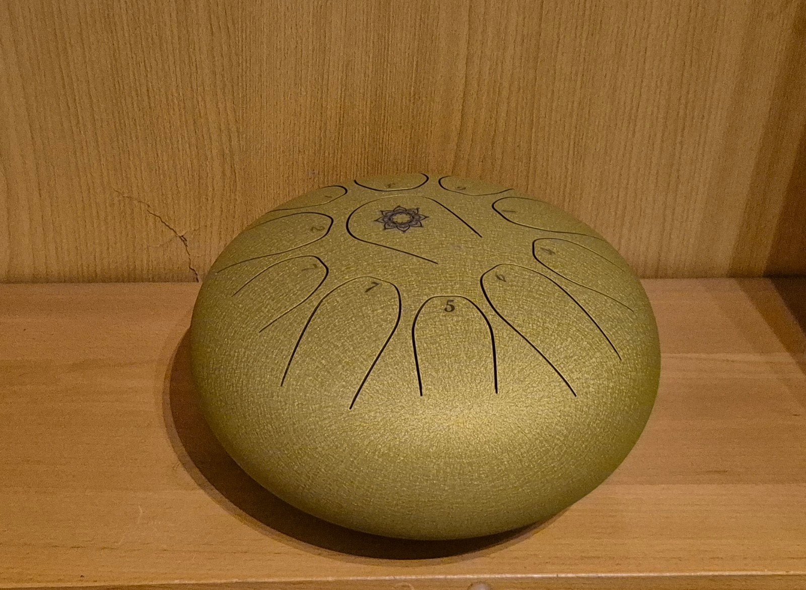Tongue drum met tas en stokken, Muziek en Instrumenten, Ophalen of Verzenden, Zo goed als nieuw, Melodische percussie