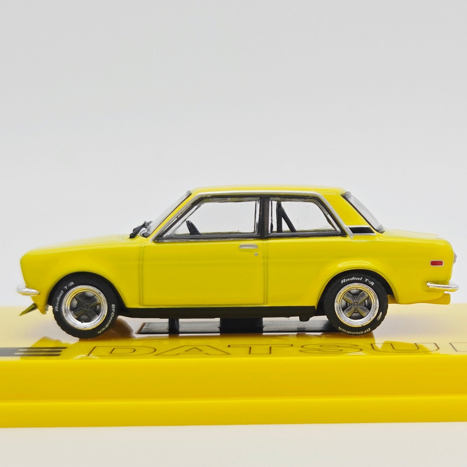 Tarmac – BRE Datsun 510 Brock Buster/Peter Brock, yellow, Mymodelcar@outlook.com, Auto, Tarmac, Ophalen of Verzenden