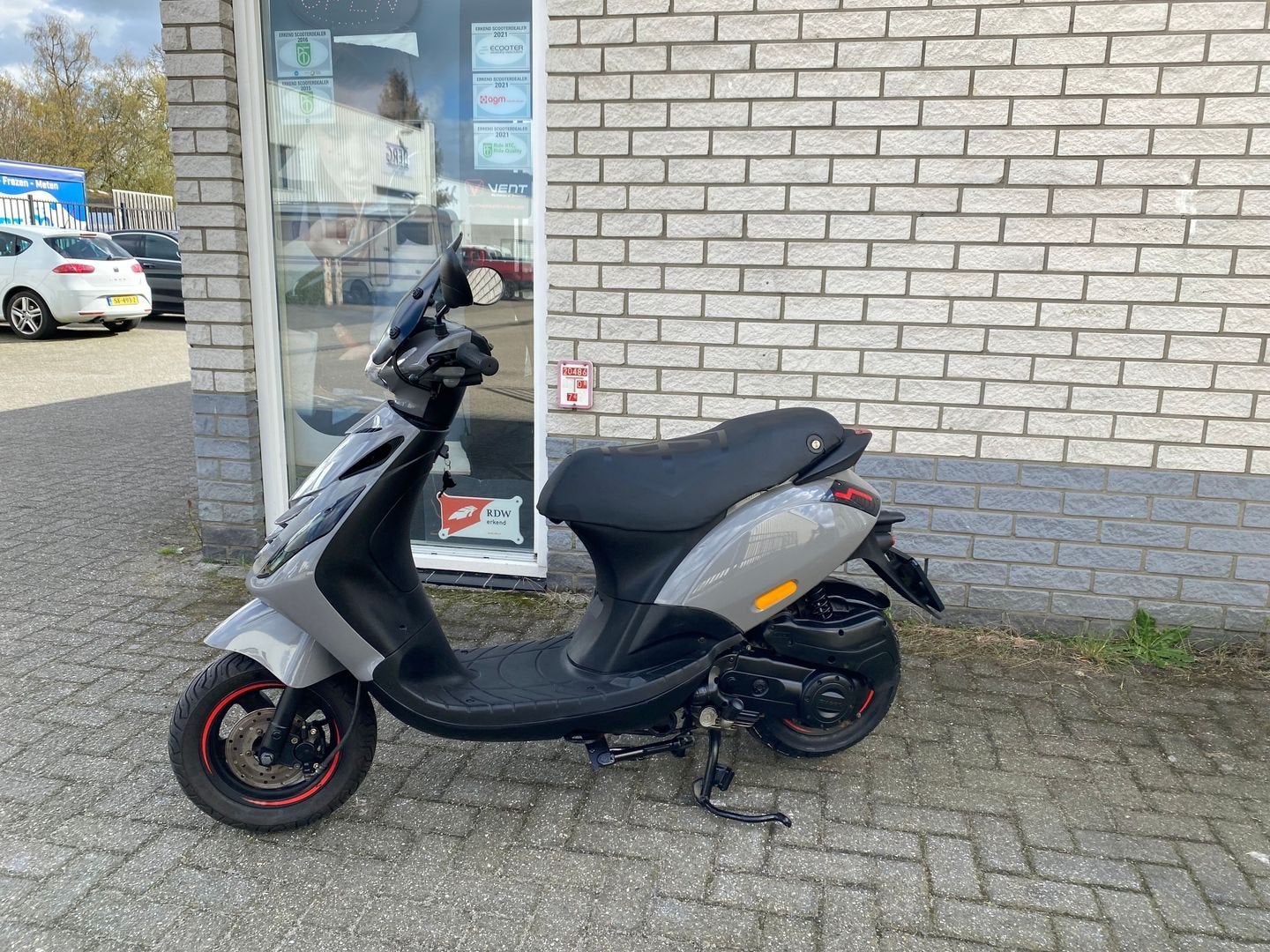 PRACHTIGE PIAGGIO ZIP SP 45 4T NARDO GREY BROM  BJ2020 5000K, PIAGGIO, Onbekend, Onbekend, Piaggio