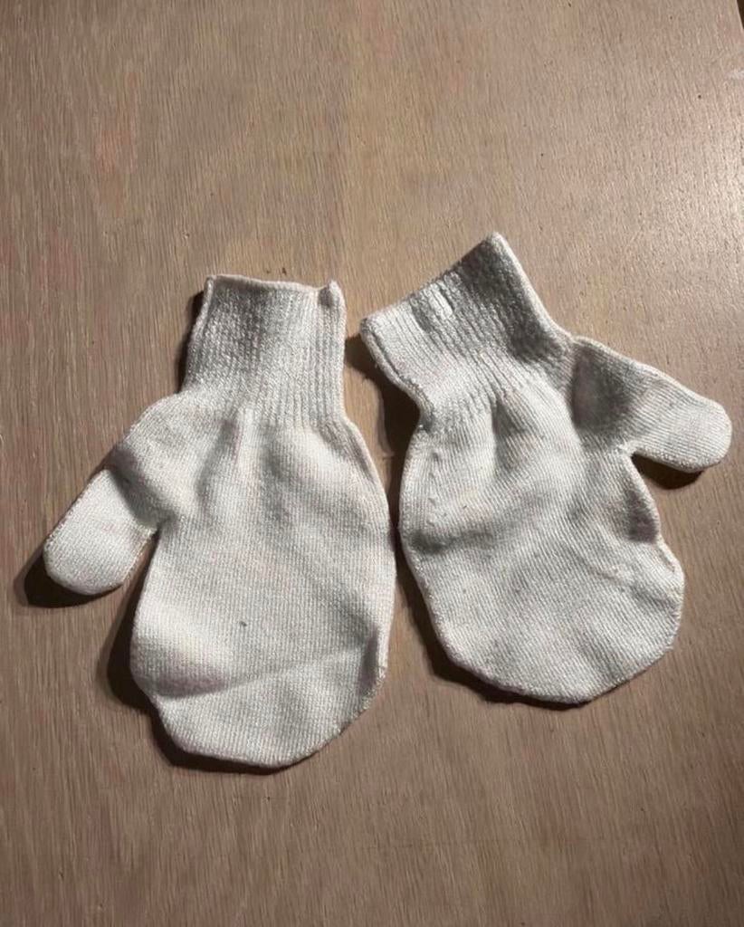 Binamed handschoentjes bij eczeem klachten, Ophalen of Verzenden, Zo goed als nieuw, Jongetje of Meisje