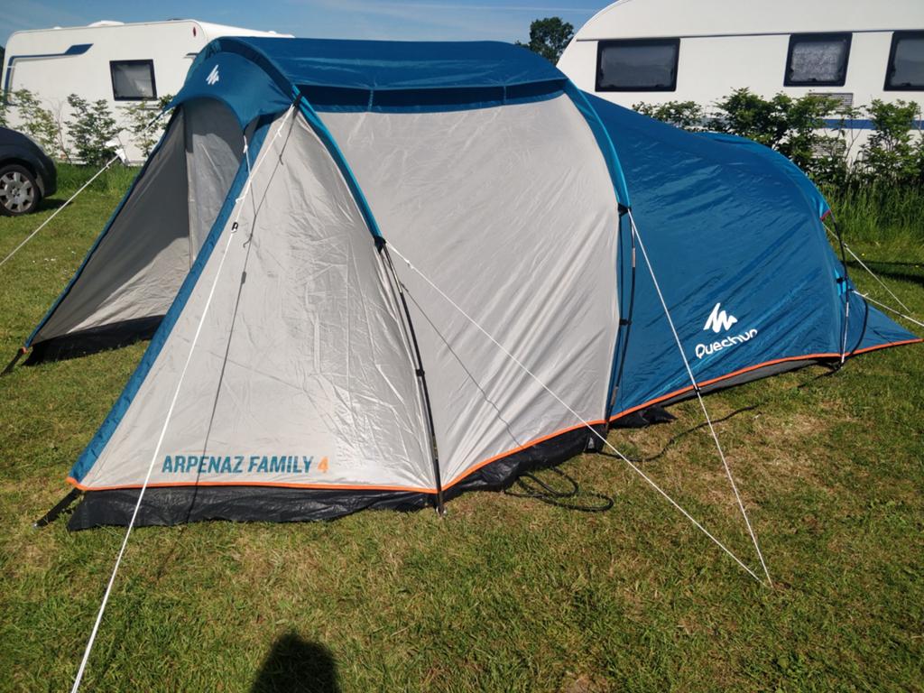 Quechua Arpenaz Family 4, Ophalen, Zo goed als nieuw, Tot en met 4
