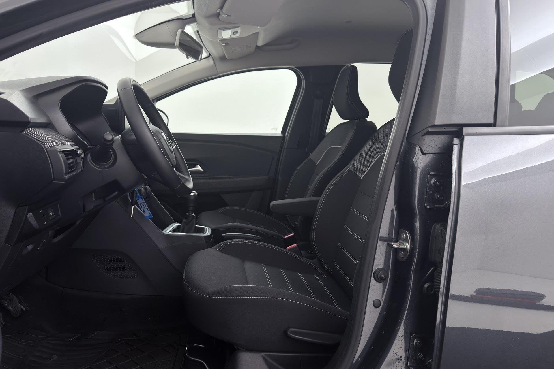 Dacia Jogger 1.0 TCe Comfort 7p. | Org NL | CarPlay | Airco, Auto's, Voorwielaandrijving, Stof, Gebruikt, 7 stoelen