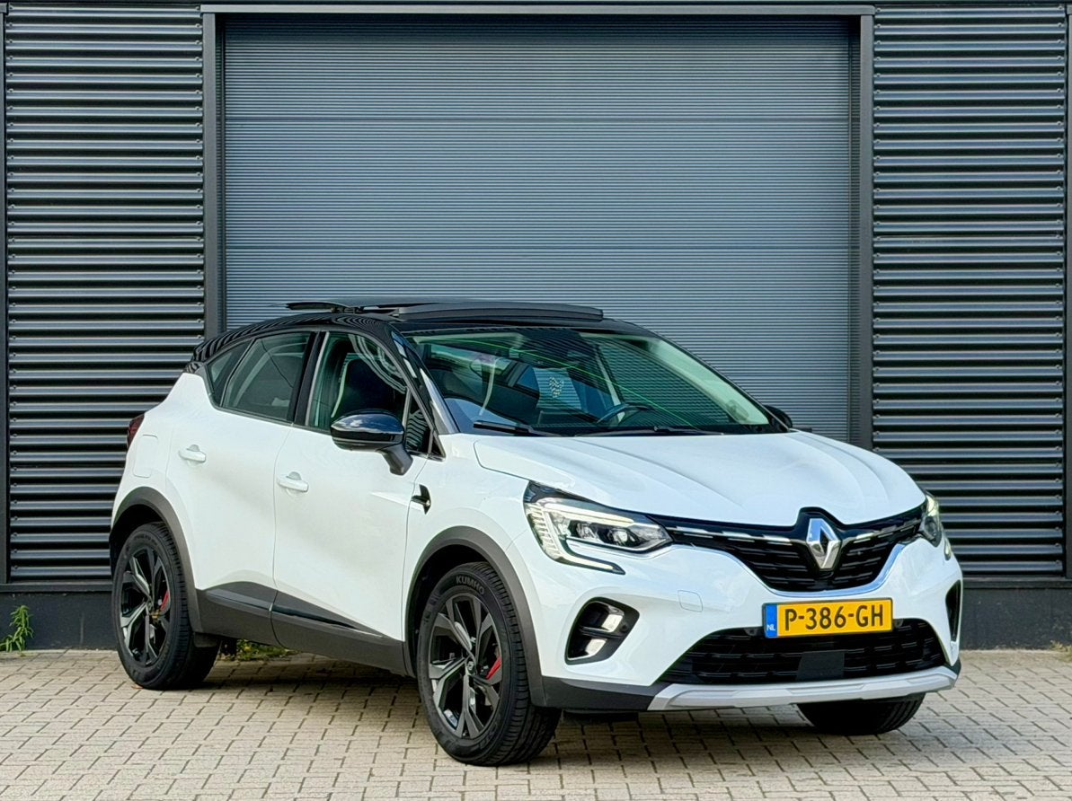 RENAULT CAPTUR 1.3 TCE AUTOMAAT PANORAMADAK CAMERA CARPLAY, Auto's, Dealer onderhouden, Zwart, 4 cilinders, Leder en Stof