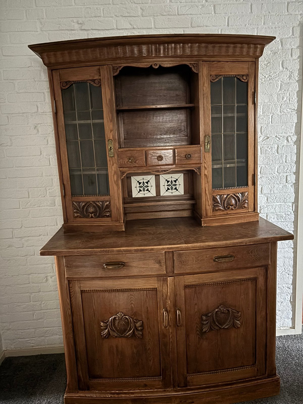 Antieke kast, Ophalen