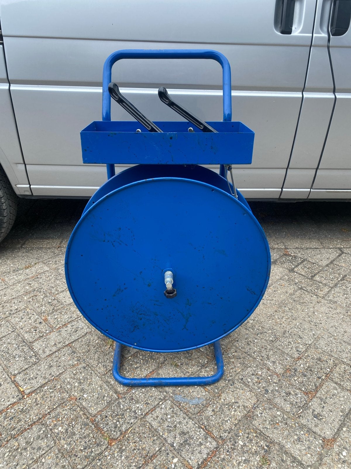 Verrijdbare afroller voor omsnoeringsband met spanners, Doe-het-zelf en Verbouw, Gereedschap | Overige machines, Ophalen of Verzenden