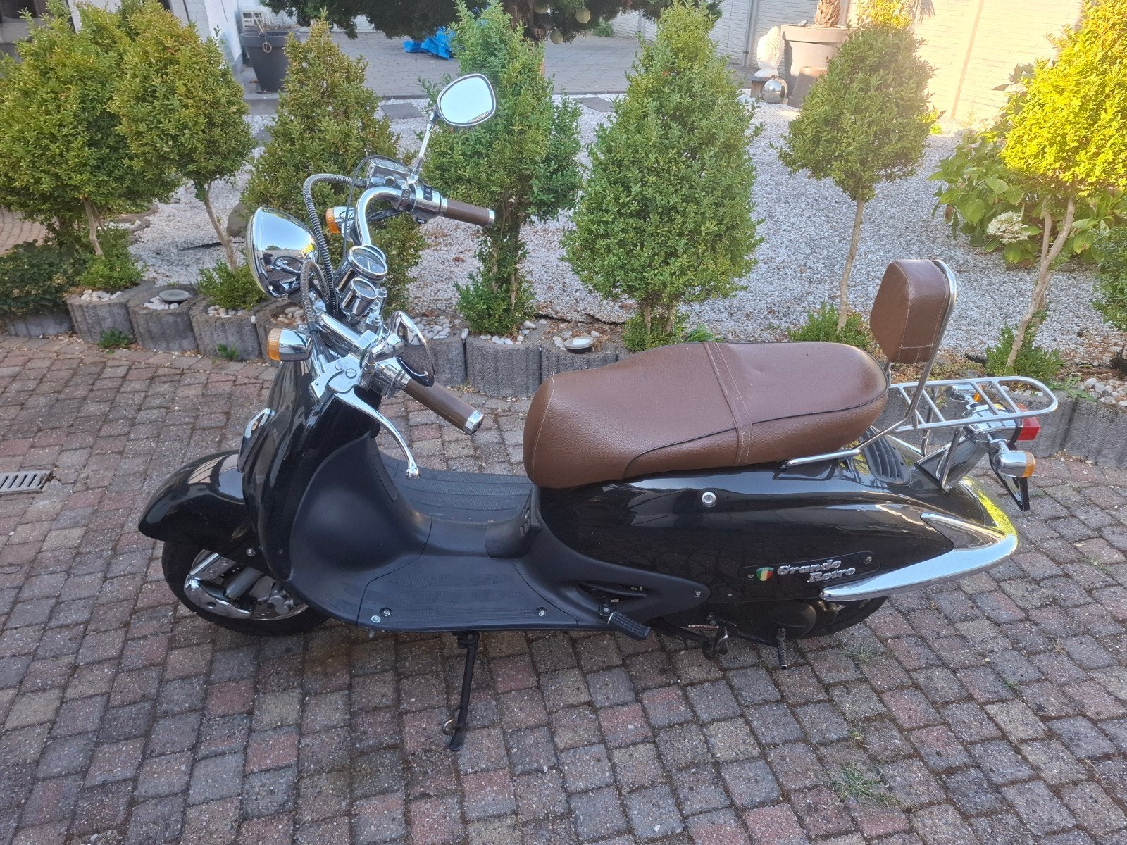 Zwarte Grande Retro Scooter - Zo goed als nieuw, Grande Retro, Ophalen of Verzenden, Zo goed als nieuw, Benzine