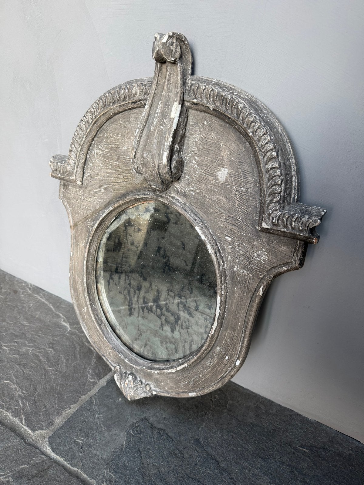 Antieke ossenoog spiegel met verweerd glas, Antiek en Kunst, Ophalen, Ovaal, Minder dan 50 cm, Minder dan 100 cm
