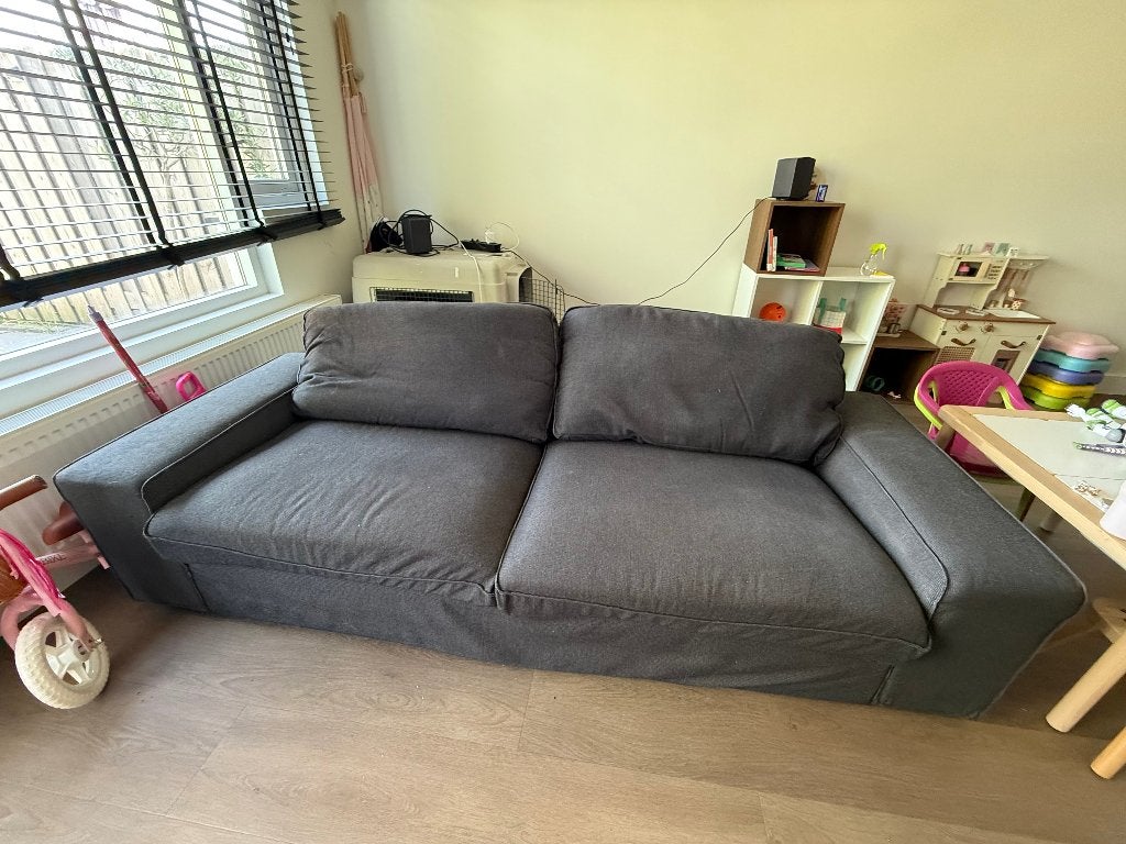 IKEA KIVIK 3-zitsbank + extra grijze hoes – Donkergrijs, Ophalen, Gebruikt, Driepersoons, Rechte bank