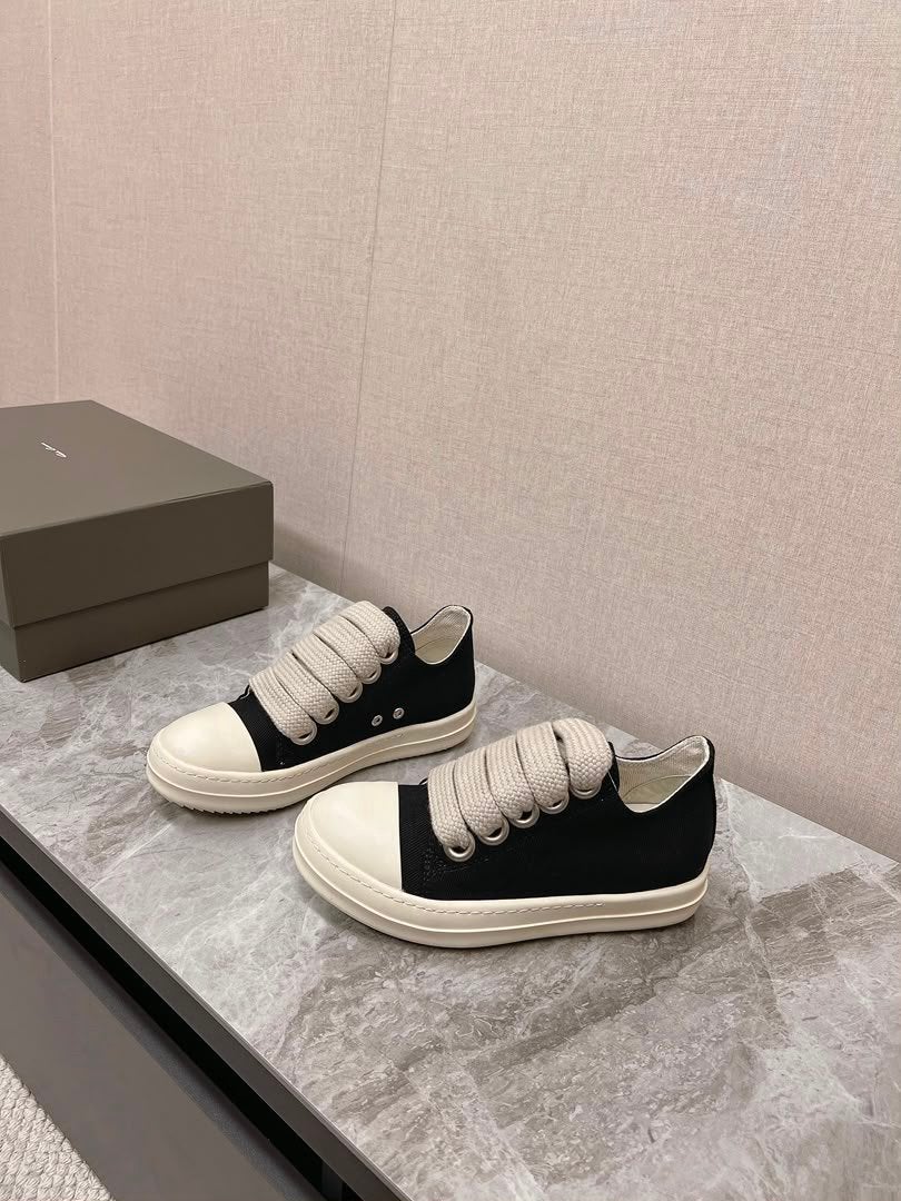 Rick Owens Jumbolace, Ophalen of Verzenden, Zo goed als nieuw, Zwart