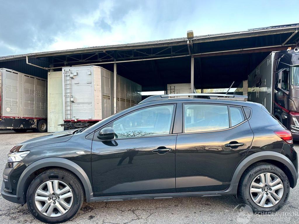 Dacia Sandero Stepway 1.0 TCe 101pk 6-bak Bi-Fuel Comfort -, Auto diversen, Schadeauto's, Dacia, Zwart, Handgeschakeld, LPG